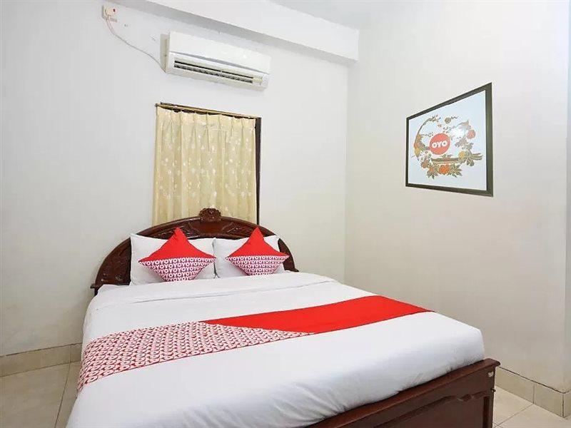 Oyo 586 Hotel Wijaya Kalasan Dış mekan fotoğraf