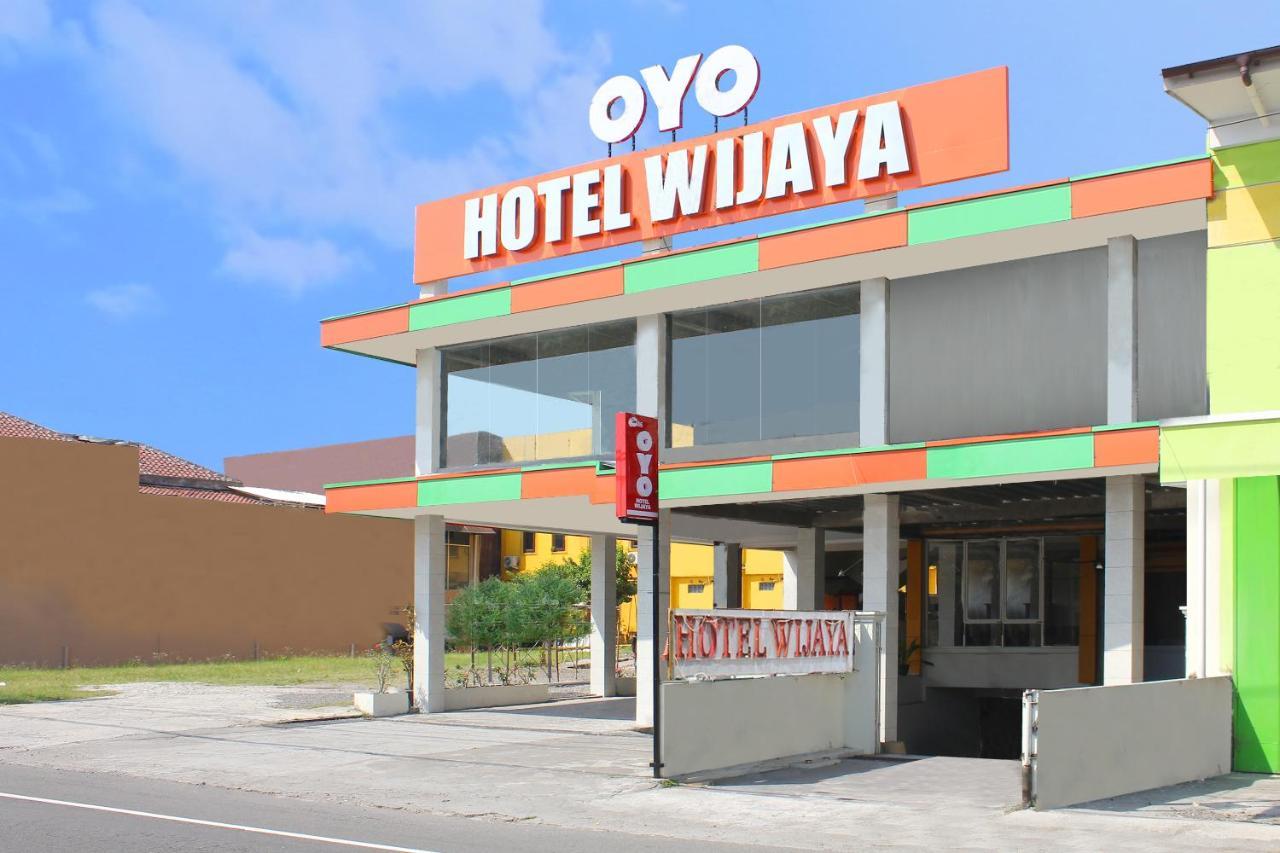 Oyo 586 Hotel Wijaya Kalasan Dış mekan fotoğraf