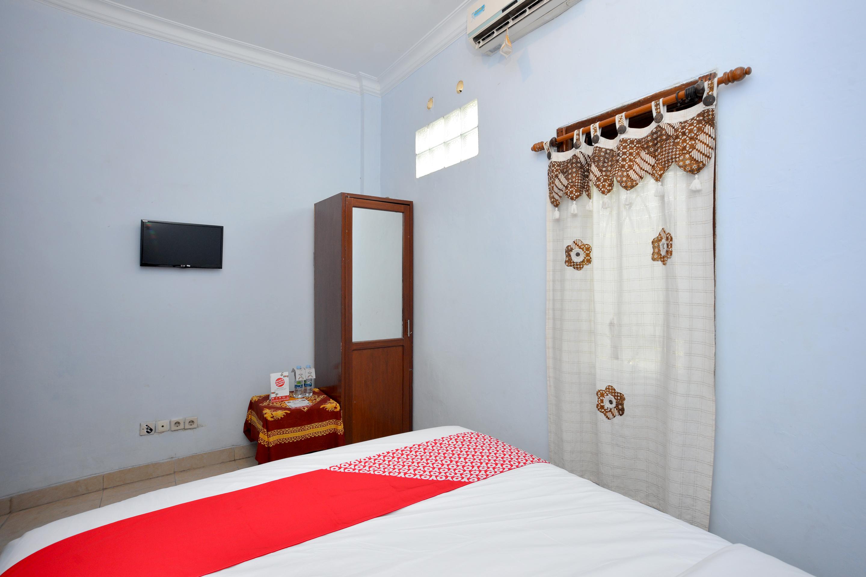 Oyo 586 Hotel Wijaya Kalasan Dış mekan fotoğraf
