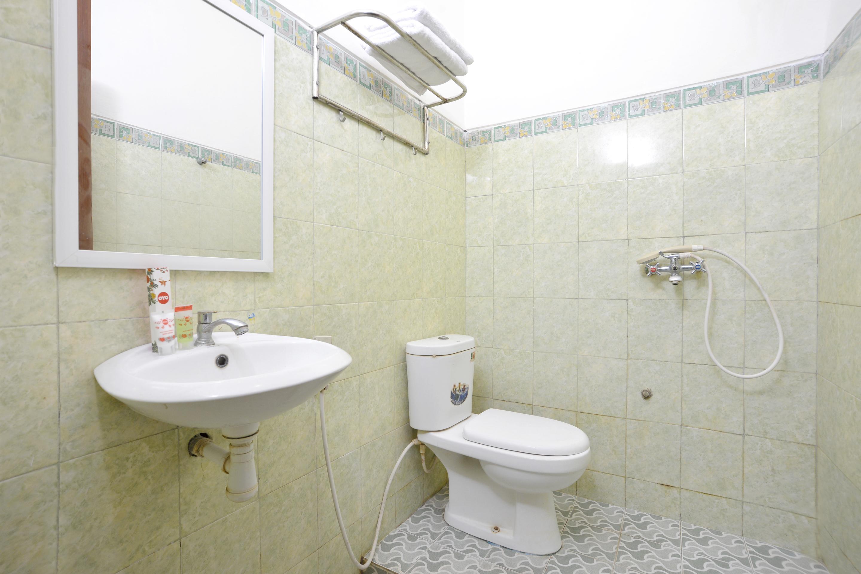 Oyo 586 Hotel Wijaya Kalasan Dış mekan fotoğraf