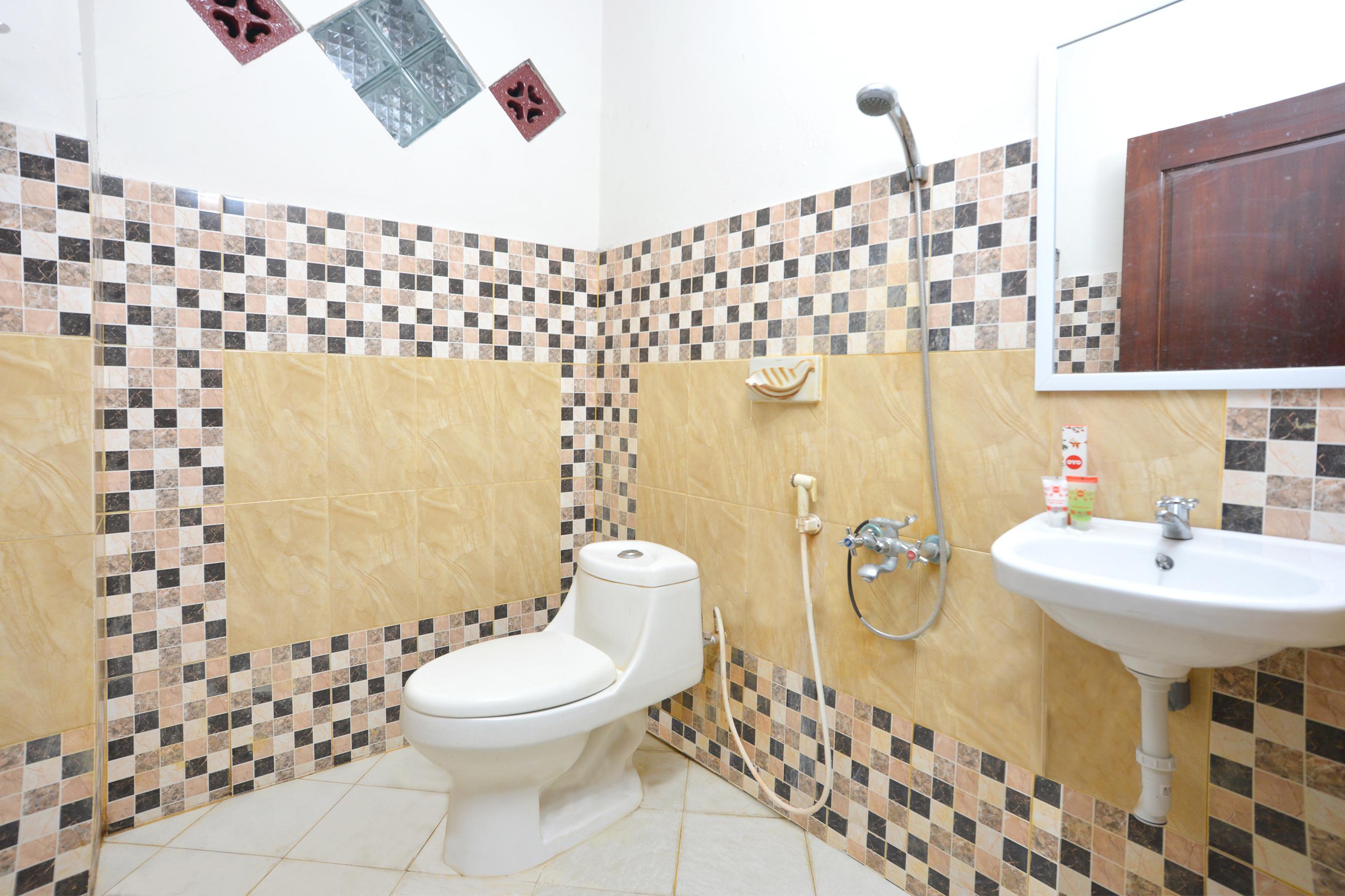 Oyo 586 Hotel Wijaya Kalasan Dış mekan fotoğraf