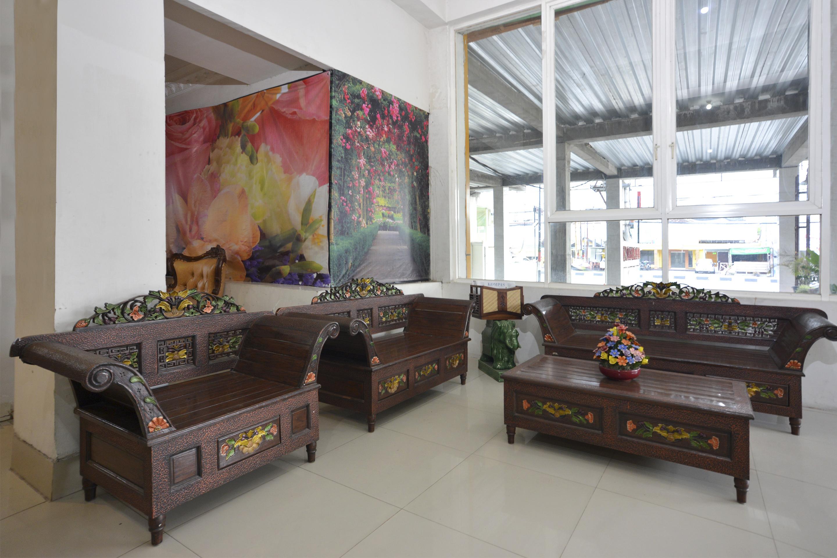 Oyo 586 Hotel Wijaya Kalasan Dış mekan fotoğraf